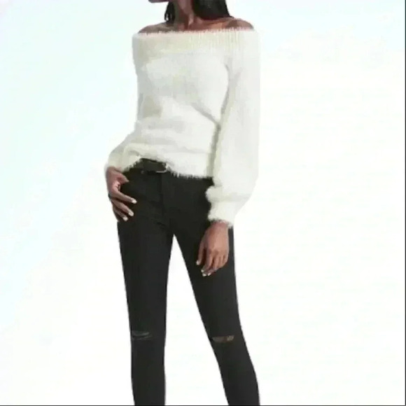 Banana republic - Picture 1 of 5